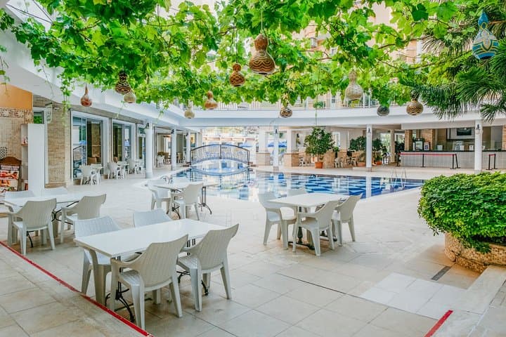 Tac Premier Hotel & Spa